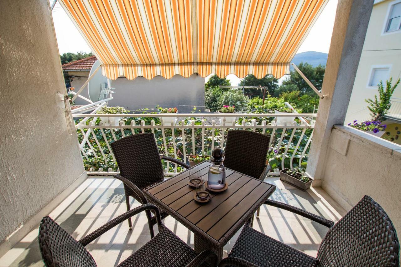 Apartment Cherie Trogir Exteriör bild
