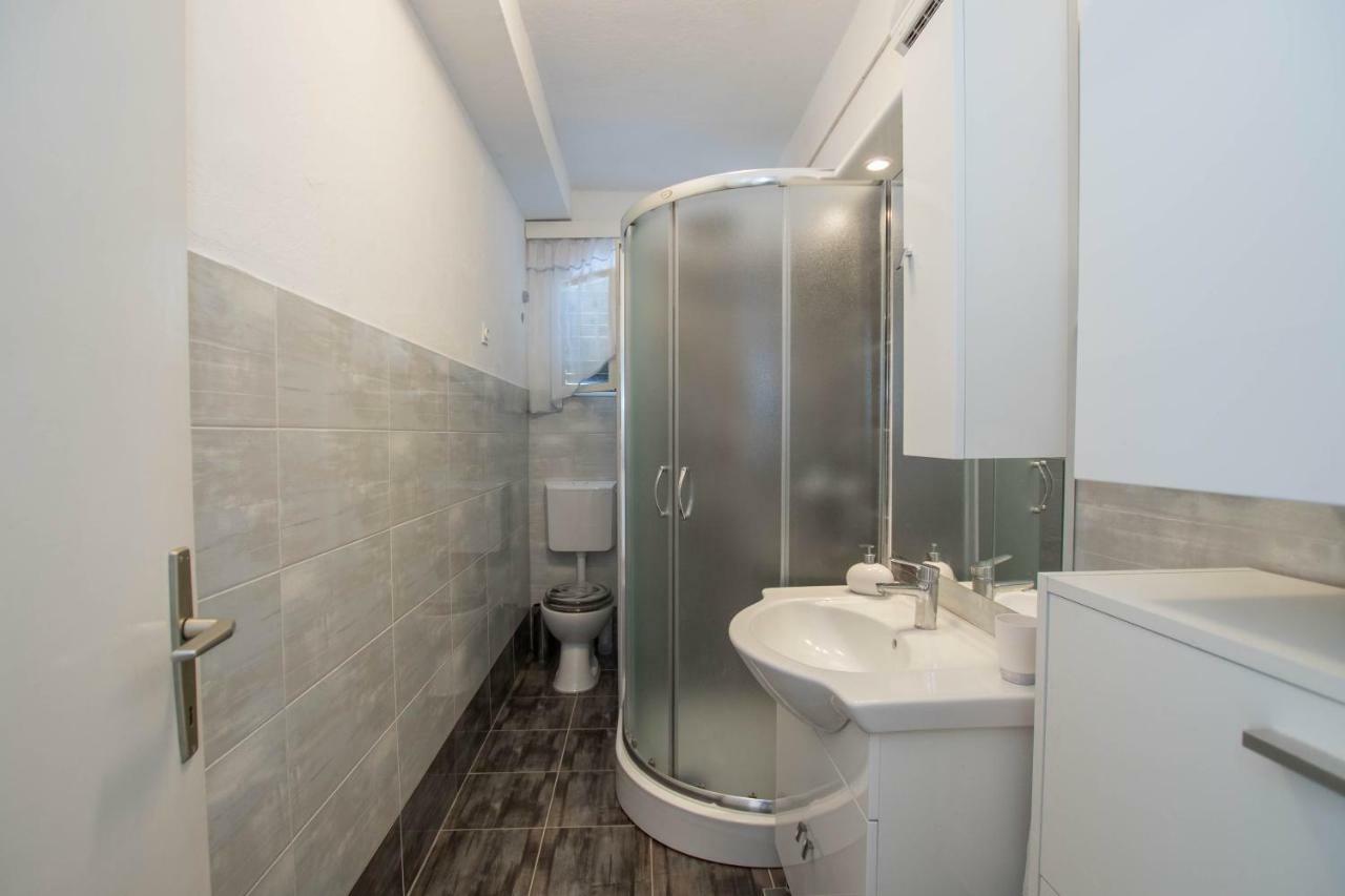 Apartment Cherie Trogir Exteriör bild